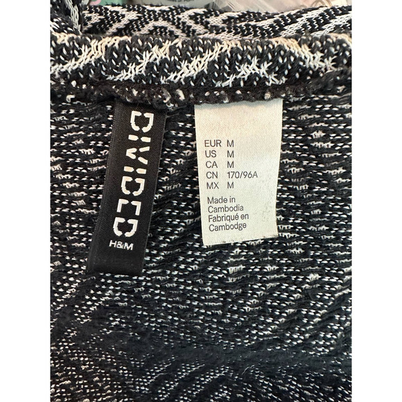 Divided black white geometric print short sleeves open front cardigan M - Picture 3 of 6